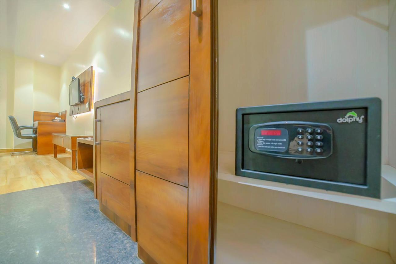Hotel Hira Inn-10Mins From Railway Station & Bus Station Allāhābād Junction Zewnętrze zdjęcie